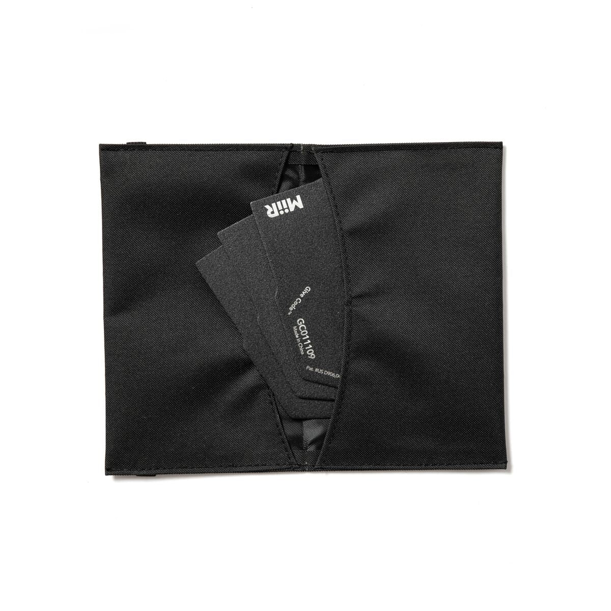 pourigami-j5 WebPDP-Pourigami_Black_Case__POG2SN00002_Studio_Open.jpg