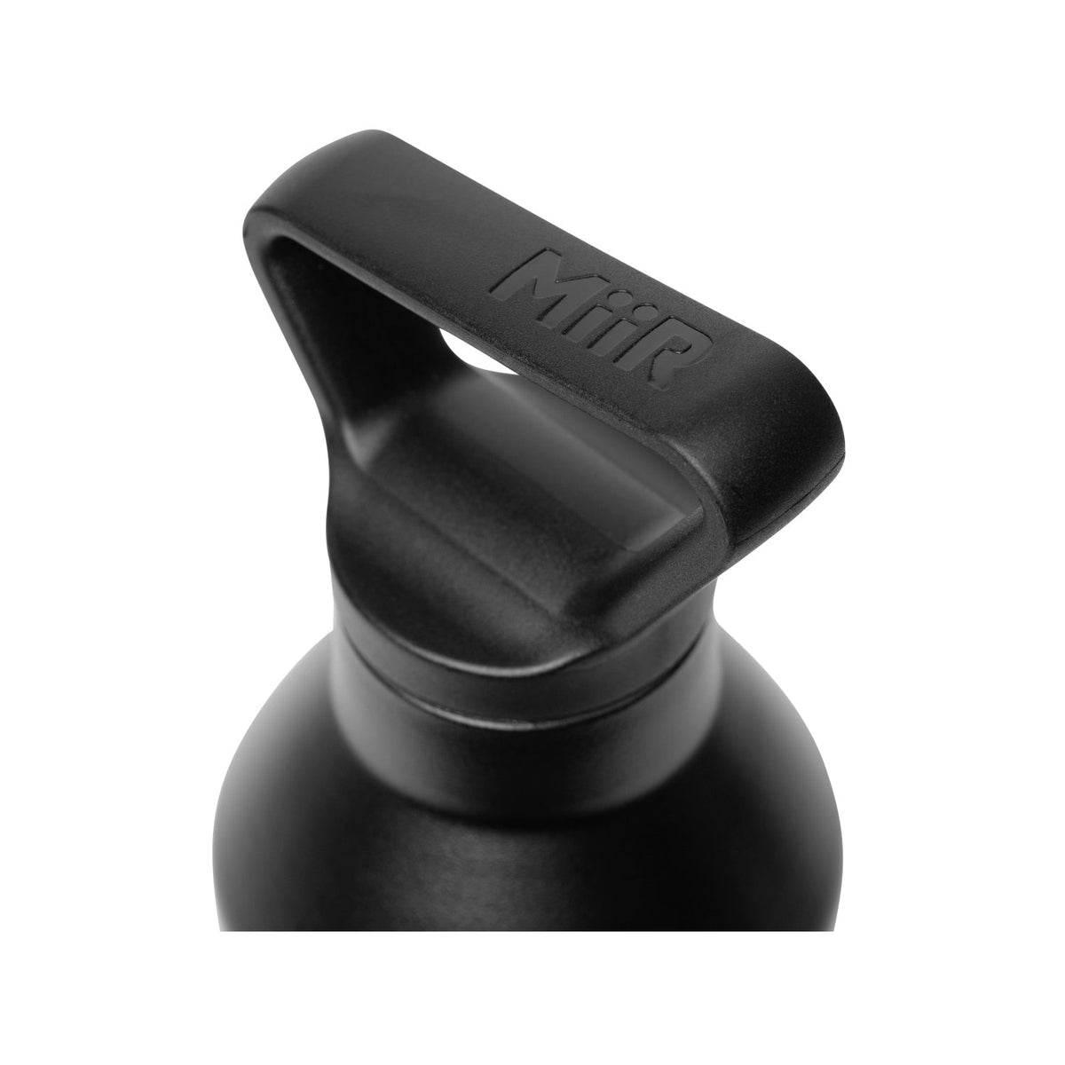 23oz-vacuum-insulated-bottle-o2 Narrow_Mouth_Black_Studio_1020_402286_45Deg_2__402286__NMB1SV23002_1.jpg