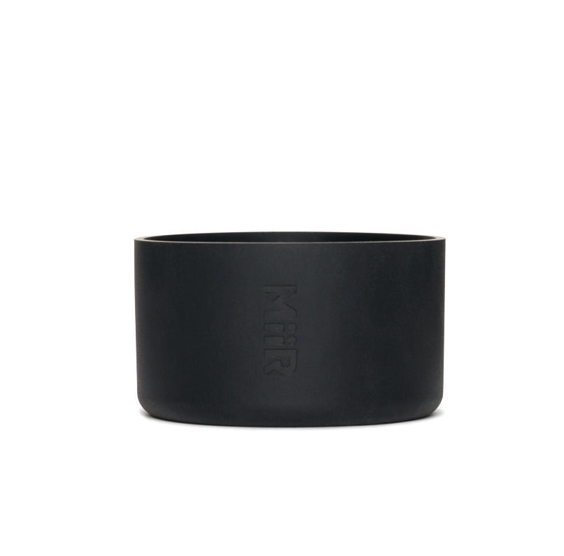 silicone-boot-p2 Silicone_Boot_32oz_42oz_Black_Studio_0821_SLB1PN34002_Front_22fbd7e0-94c1-4c9d-9f4e-6b60d37f6bce.jpg
