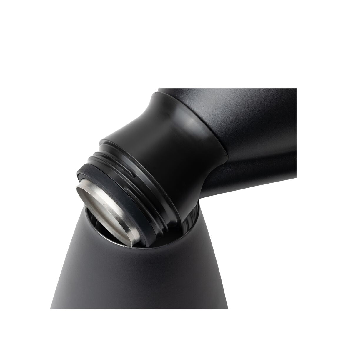 new-standard-carafe-p8 WebPDP-Carafe_Black_Studio_0722_45_Deg_Top_Staged__CAR1SVOS002.jpg