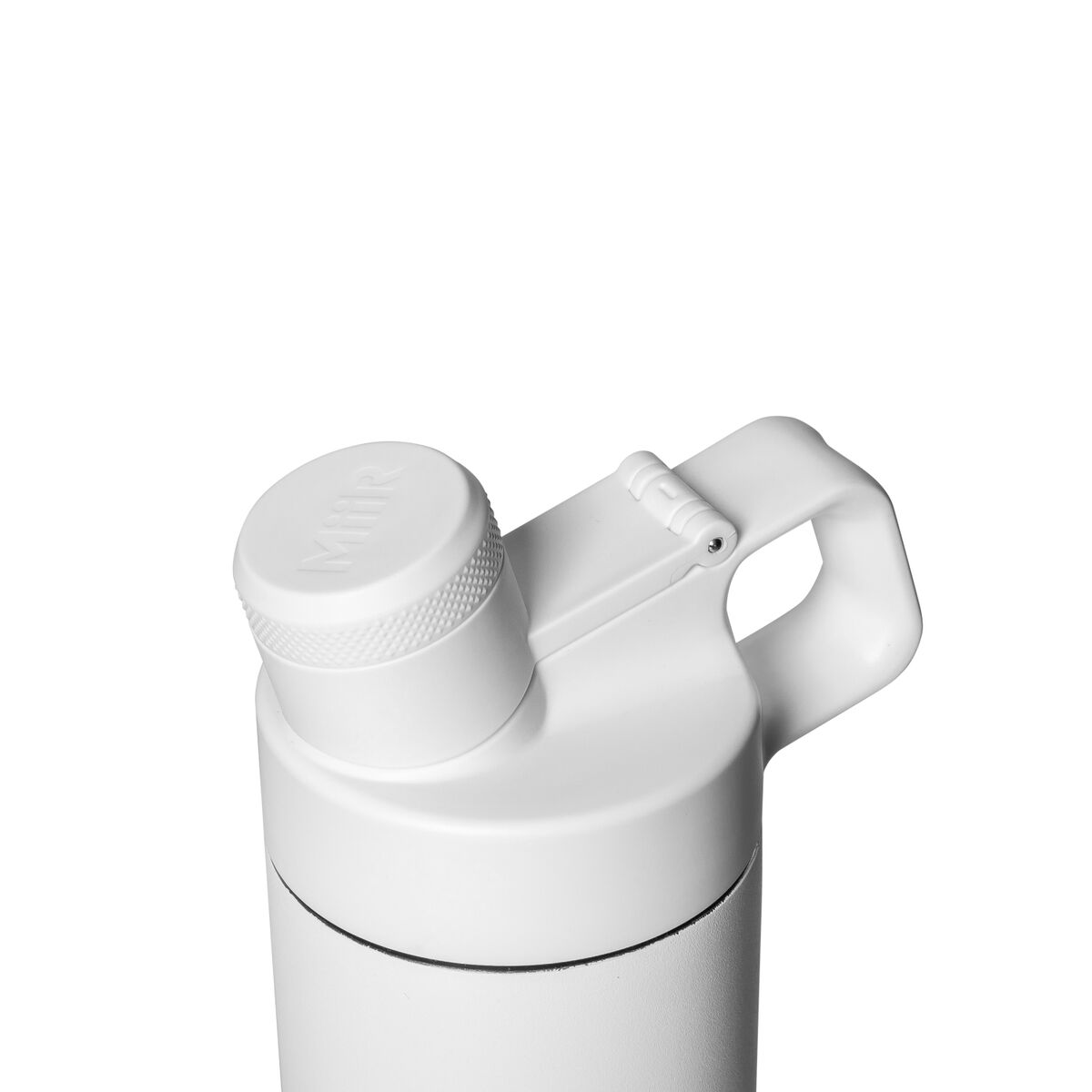leakproof-chug-lid-b9 WebPDP-Leakproof_Chug_Lid_White_X2_Studio__LPC1PNR001_45_Closed.jpg