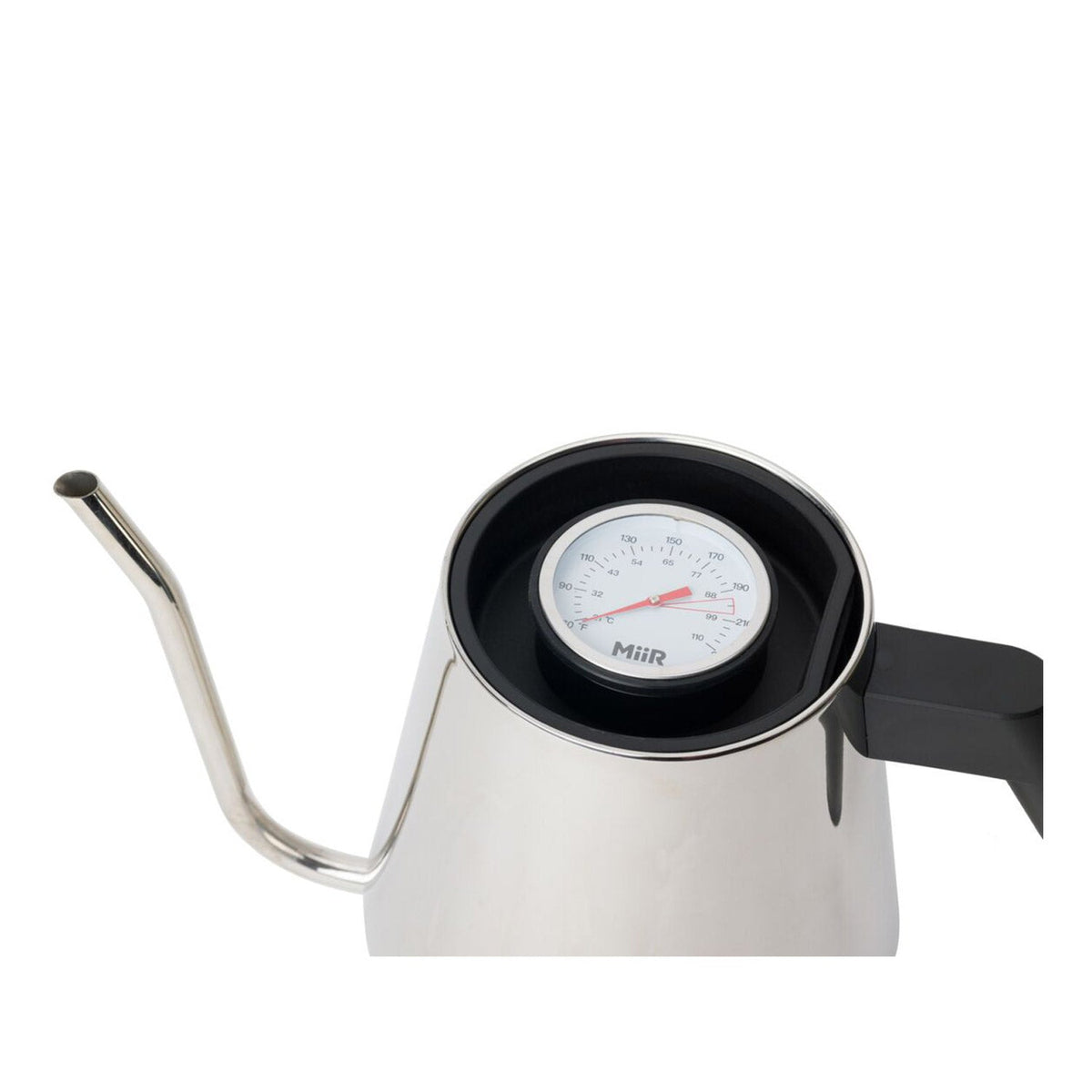 new-standard-pour-over-kettle-l8 WebPDP-Pour_Over_Kettle_Black_Studio_0222_45_Deg_Lid__POK1SNOS005.jpg