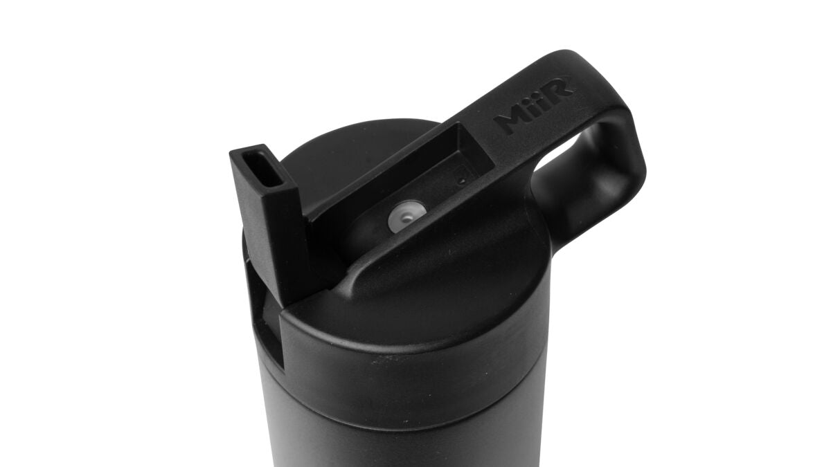 straw-bottle-x9 WebPDP-Straw_Lid_2_Black_Studio_0221_45deg_Open__WMB1SL20002.jpg