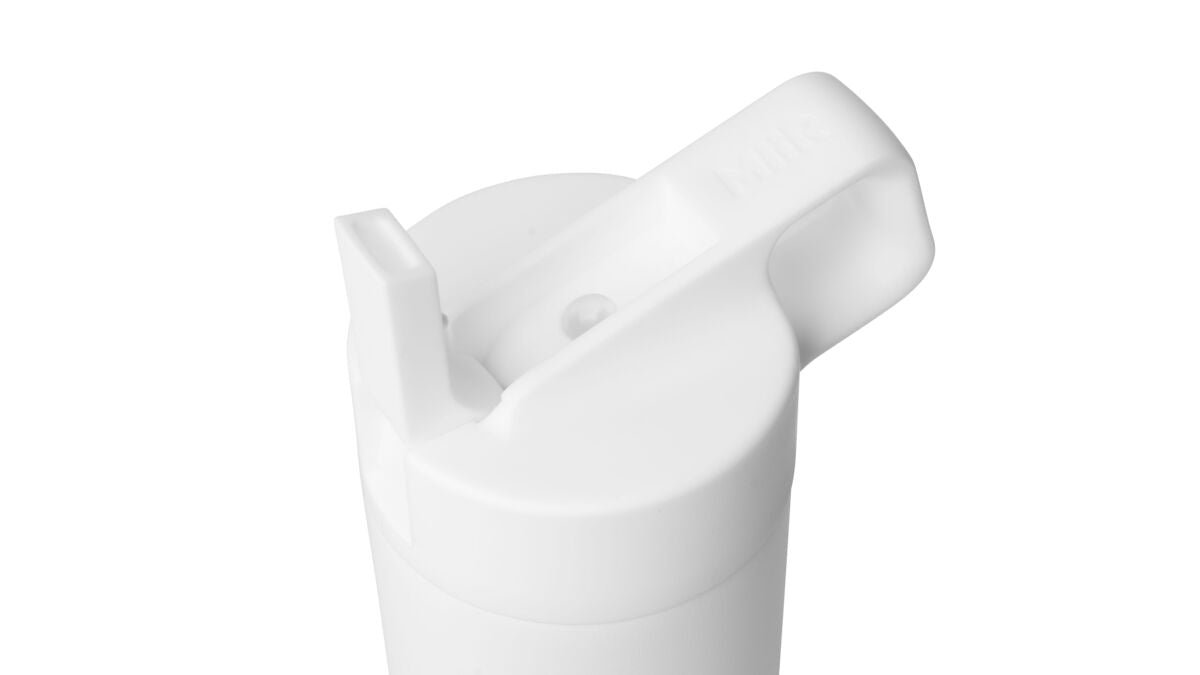 straw-bottle-x9 WebPDP-Straw_Lid_2_White_Studio_0221_45deg_Open__WMB2SL20001.jpg
